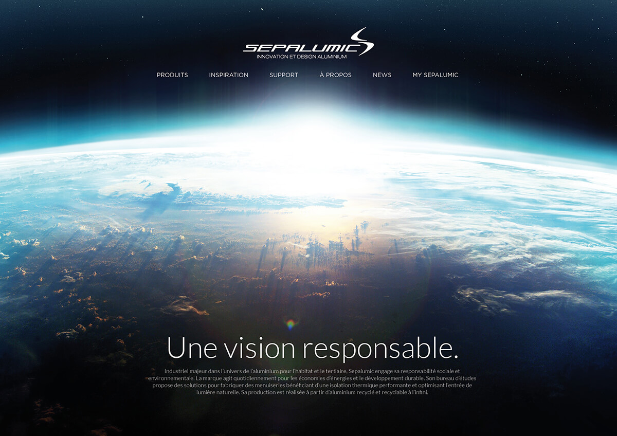 Vue de l'espace montrant l'horizon de la Terre avec une atmosphère lumineuse. En haut, le logo SEPALUMIC et le menu de navigation mettent en évidence la communication B2B. En bas, le texte français indique "Une vision responsable".